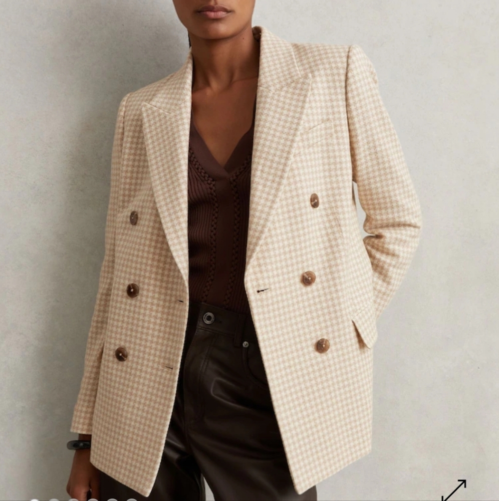 8P Bella Double Breasted Check Blazer With Wool in Neutral Check